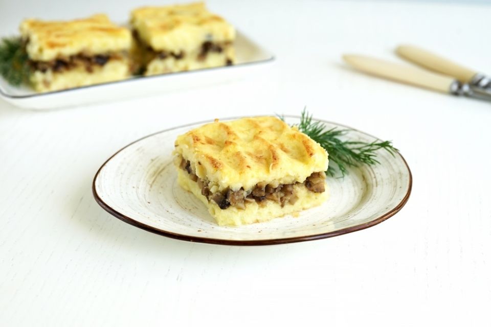 Скоро ужин: легкая картофельная запеканка без фарша