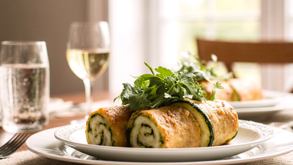 Кабачковые рулеты: творческие начинки для ваших блюд